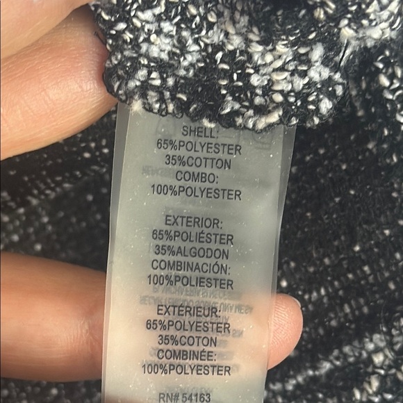 KARL LAGERFELD Pearl Embellished Tweed Knit 3/4 Sleeve Sweater Top Size Medium - Picture 8 of 10